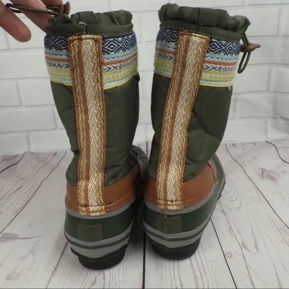 The Sak Daley 5 olive rubber duck boots insulated
