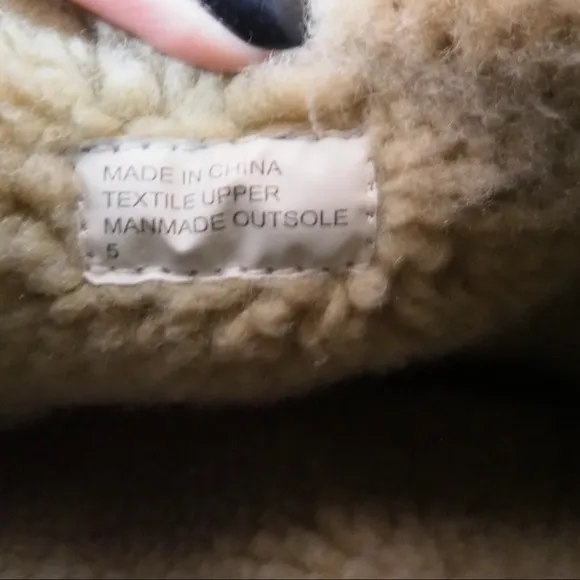 The Sak Daley 5 olive rubber duck boots insulated