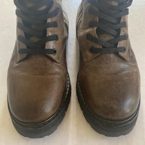 THURSDAY Boot Co. Women’s Brown Soft Leather Lace Up Boots w/ Side Zippers Sz 7