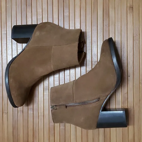 THURSDAY BOOT COMPANY, The Modern Zip Up Suede Ankle Boots, Cognac, Size 8, NWOT