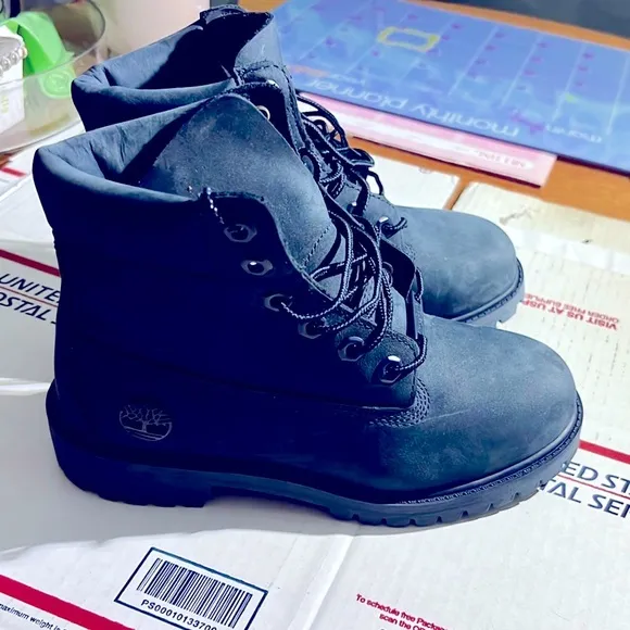Timberland Dark Blue Suede Boots