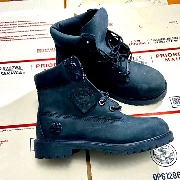 Timberland Dark Blue Suede Boots