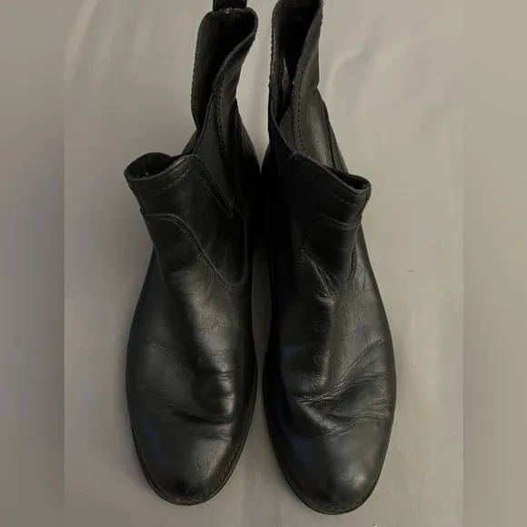 Timberland EK Savin Hill Chelsea Boots 9