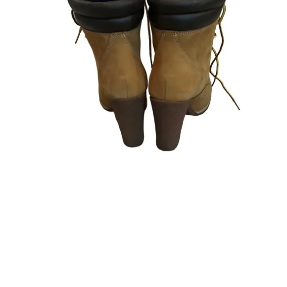 Timberland Women's Tan Boots Lace Up Heel Women’s Size 8