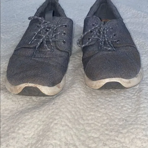 Toms gray chevron canvas sneakers | Sz 9