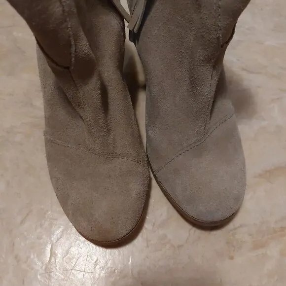 Toms lunata suede boots size 7