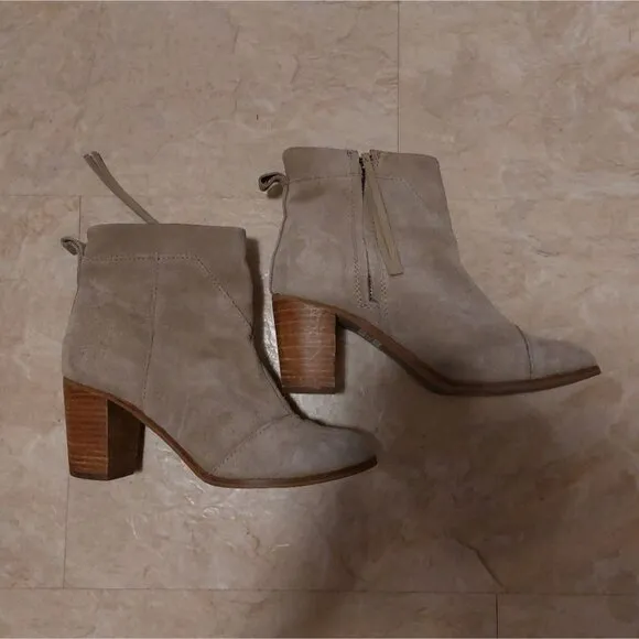 Toms lunata suede boots size 7