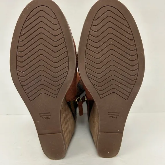 TOMS/NWOB/ Womens Sadie Casual Boots Ankle Mid Heel 2-3&quot;Beige/ size 8.5 /NWOT