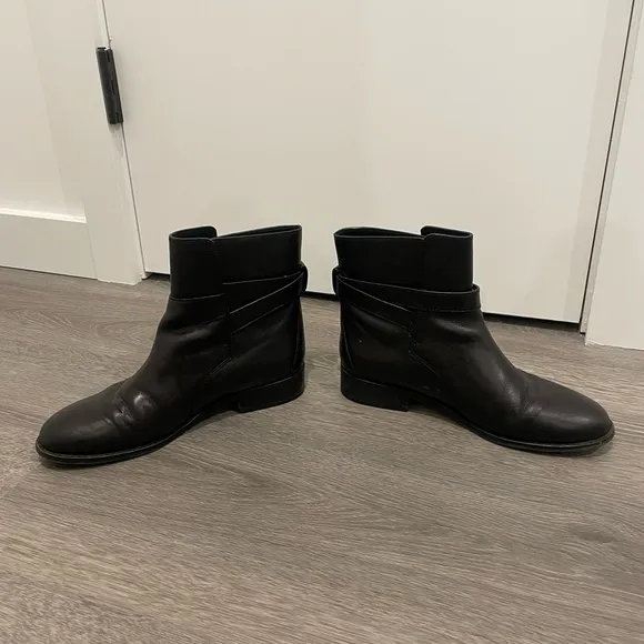 Tory Burch Ankle Leather Boots “Brooke”
