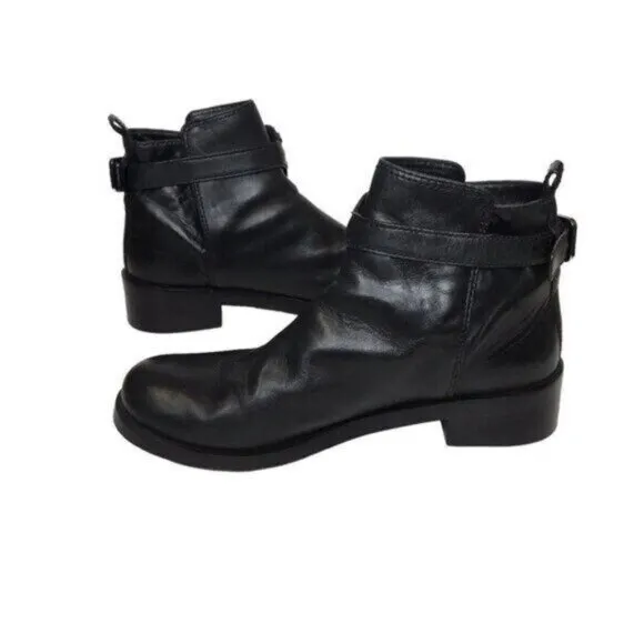 Tory Burch Bloomfield Chain Leather Ankle Bootie Black Leather Size 8.5 Moto