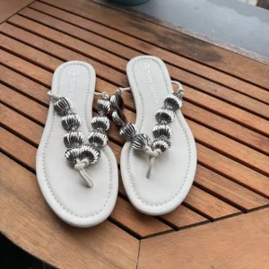 Tory Burch Capri Beaded Sandals Size 6.5M