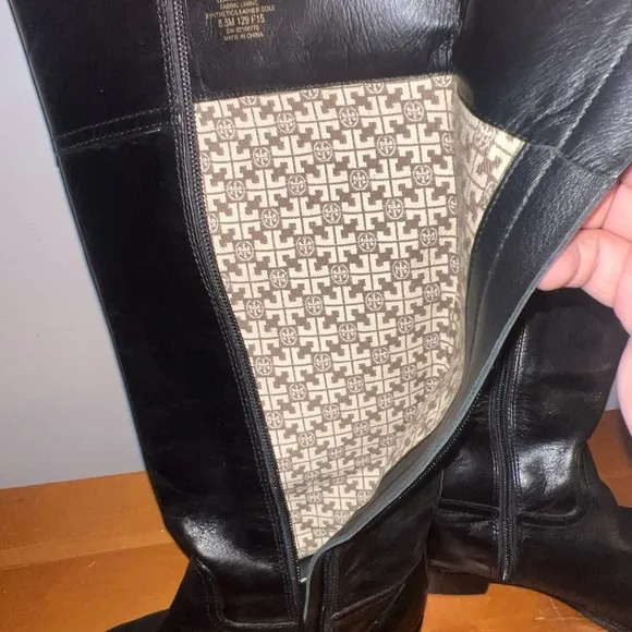 Tory Burch Kiernan Leather Knee High Black Riding Boots Gold Tory Logo Sz 8.5