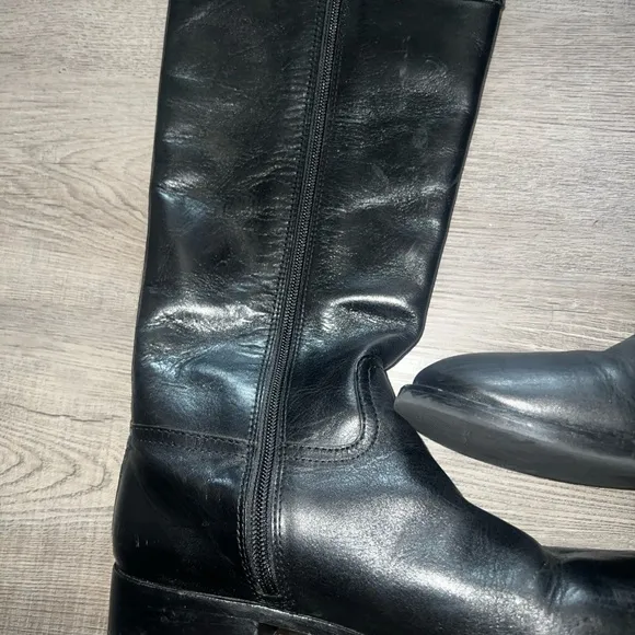 Tory Burch Kiernan Leather Knee High Black Riding Boots Gold Tory Logo Sz 8.5