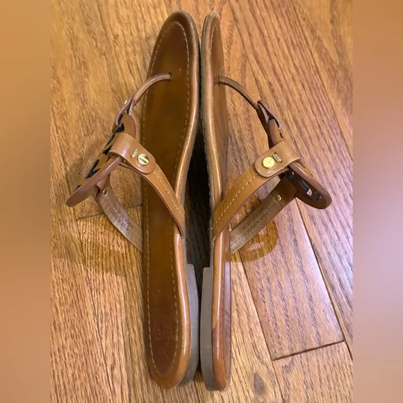 Tory Burch Miller Camel Brown Tan  Patent Leather Flat Sandal  Sz 9