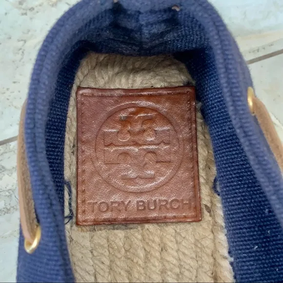 Tory Burch Platform Boat Shoes - Womens Size 6