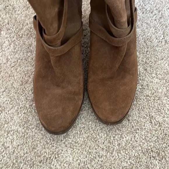 Tory Burch suede brown buckle ankle boots 8.5 great condition