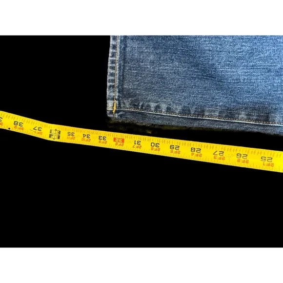 True Religion Men's Jean Size 38x33 RN #112790 - Made in USA. Straight Fit Boot