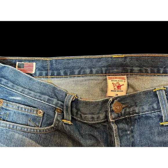 True Religion Men's Jean Size 38x33 RN #112790 - Made in USA. Straight Fit Boot