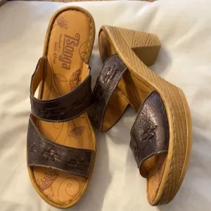 TSONGA PEWTER/BRONZE MULES.  LIGHTWEIGHT.  COMFY.  NEW