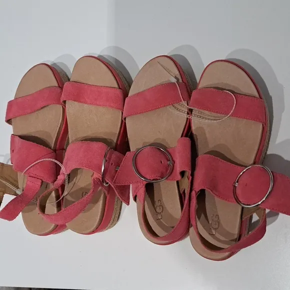 UGG April Women Sandals