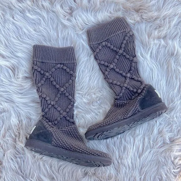 UGG Australia Argyle Brown Knit Midcalf Sheepskin Merino Wool Sock Sweater Boots