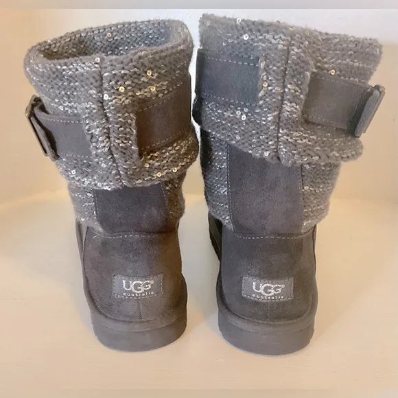 UGG AUSTRALIA Classic Cambridge Women's boots size 8. Gray Suede with glitter