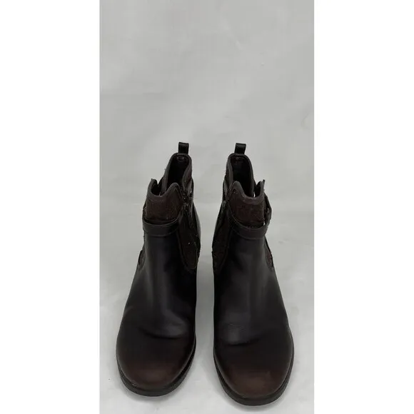 Ugg Australia Emalie Ankle Boots Women's Brown Suede Wedge. Size: 6