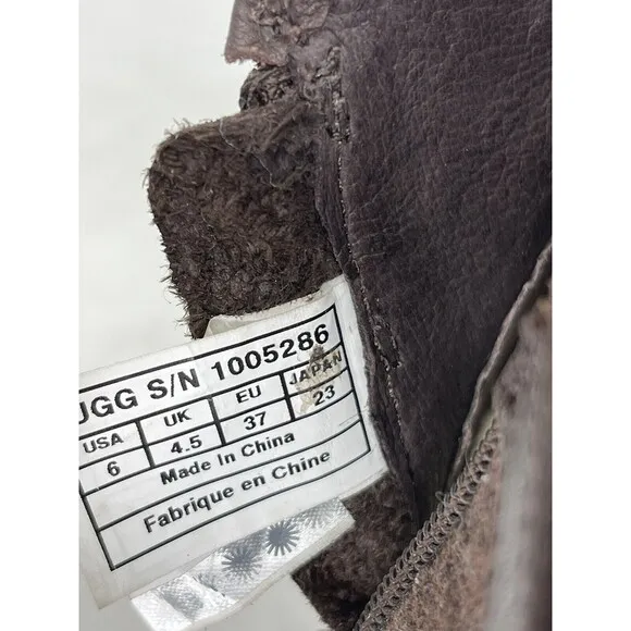 Ugg Australia Emalie Ankle Boots Women's Brown Suede Wedge. Size: 6