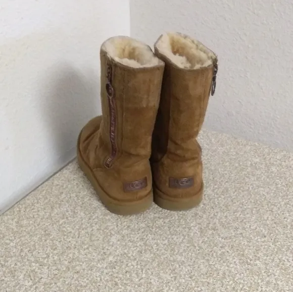 Ugg Australia Payton Sheepskin Suede Boots.