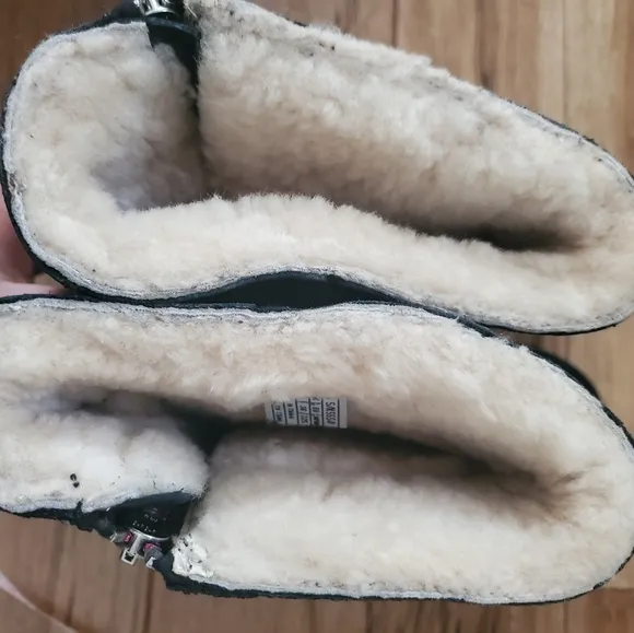 UGG AUSTRALIA RAINBOW ZIPPER BLACK LEATHER SUEDE SHEEPSKIN BOOTS GIRLS SZ 6