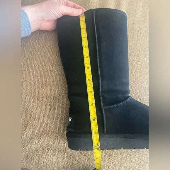 UGG Australia TALL Boot Womens Classic Black Suede Size US 7 Casual Pull On