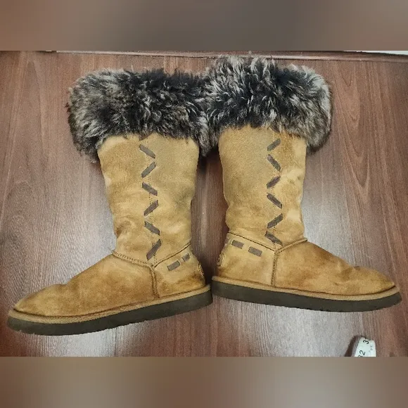 UGG Australia Women's &quot;Rosana&quot; Tall Shearling Boots Chestnut Size 8