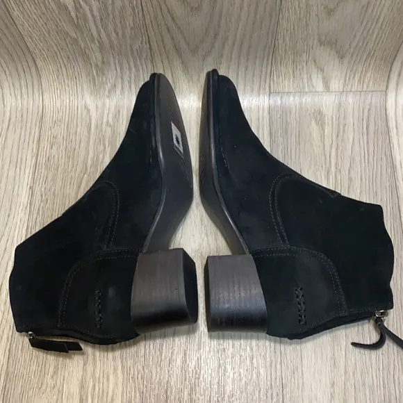 Ugg Bandara Suede Ankle Boots
