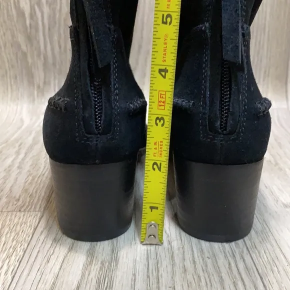 Ugg Bandara Suede Ankle Boots