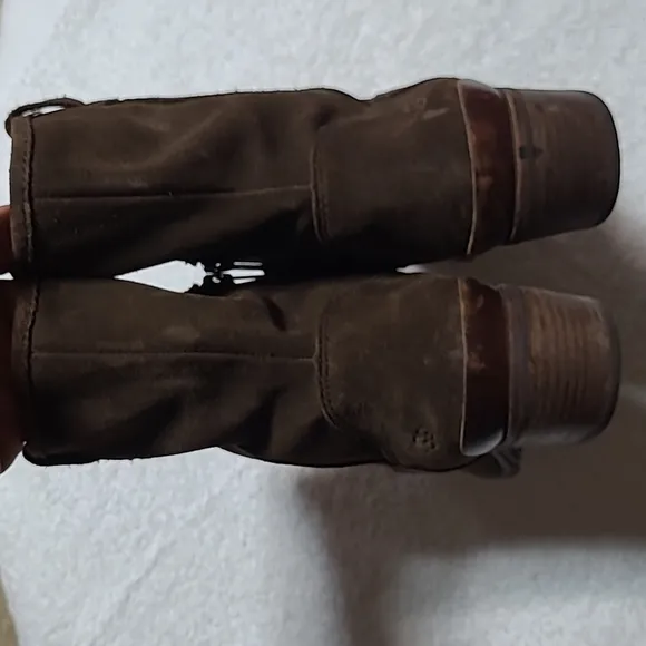 UGG Briar  Suede Zip Up Ankle Boots Size 6 Women's