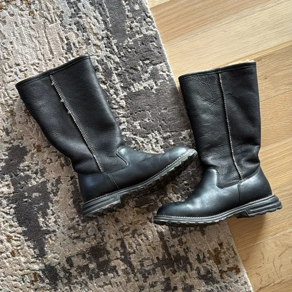 Ugg Brooks Boots