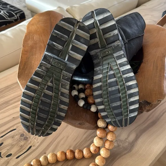 Ugg Brooks Boots