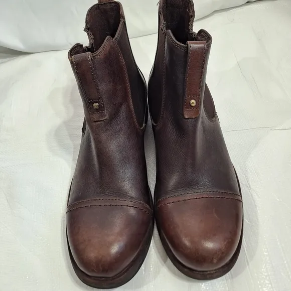 UGG Brown Gallion Chelsea Boots