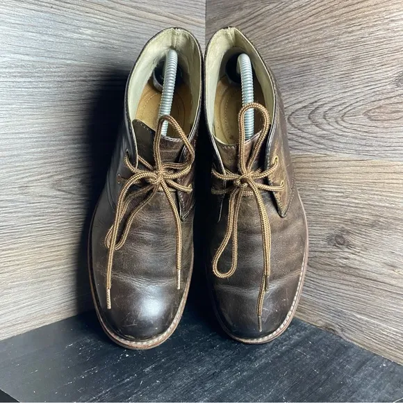 Ugg chukka brown leather lace boots