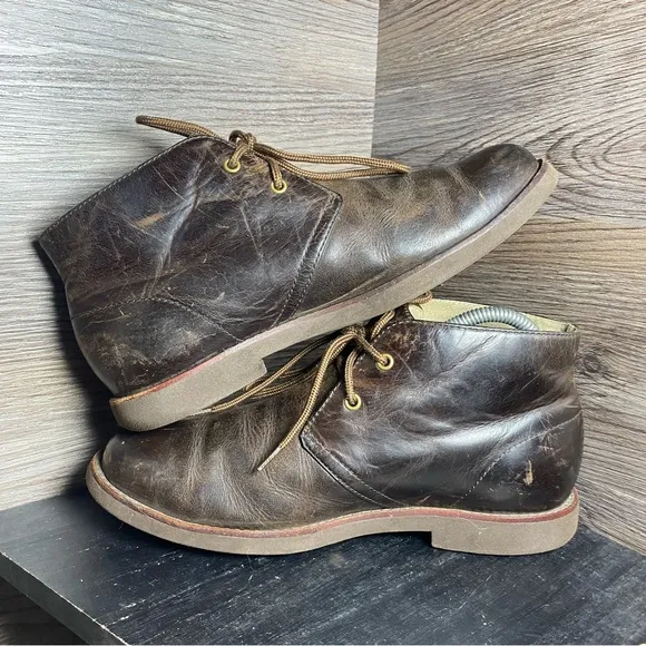 Ugg chukka brown leather lace boots