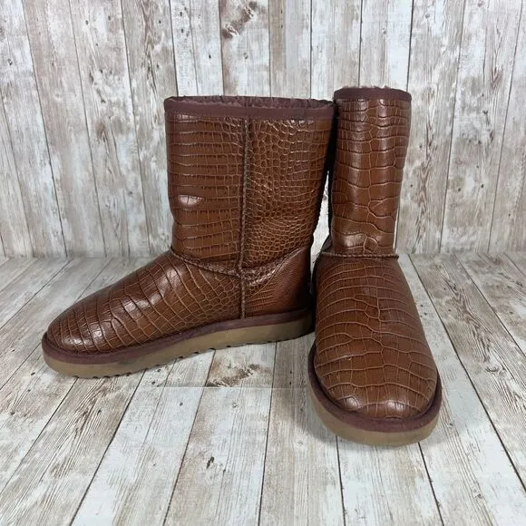 UGG Classic Brown Croc Embossed Leather Winter Boots‎ Shearling Lined Size 7