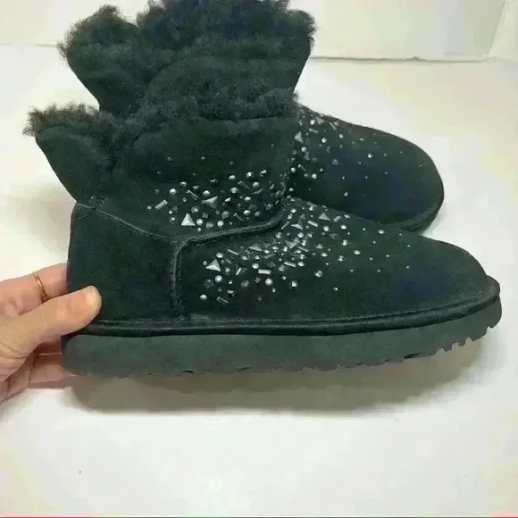 UGG Classic Galaxy Mini Bling Boots Black Suede Women’s Sz 7 MSRP&amp;180