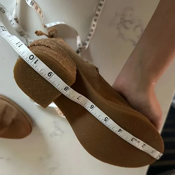 UGG Corinne Suede Boot Chestnut Size 9-SH08