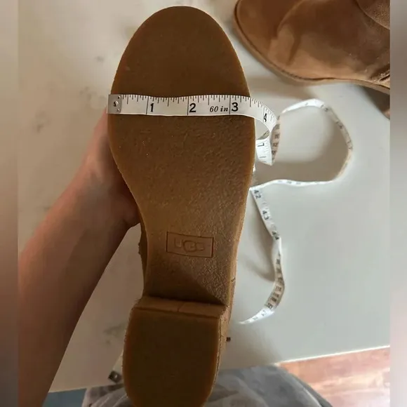 UGG Corinne Suede Boot Chestnut Size 9-SH08