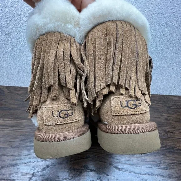 UGG Darlala Bunny Fringe Fur Chestnut Suede Girls Boots Size 4 1100550
