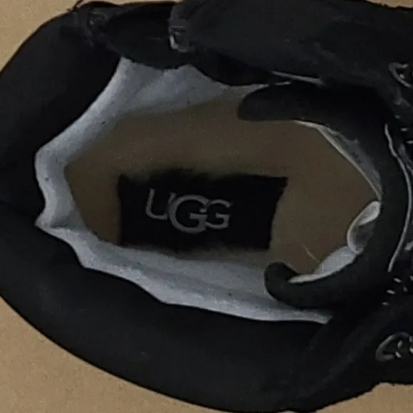 UGG Kids Unisex Turlock Weatherproof Sheepskin Lined Thinsulate Suede Boots NEW