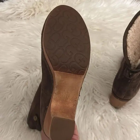 UGG Lynnea Brown Suede Sherpa Lined Clog Heel Wooden Sole Women's Boots 7