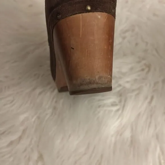 UGG Lynnea Brown Suede Sherpa Lined Clog Heel Wooden Sole Women's Boots 7
