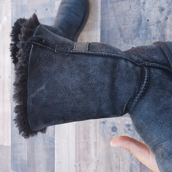 UGG Nash Black Sherling Suede leather Boots sz 8 women's