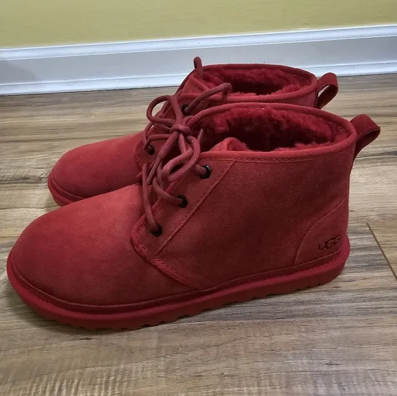 UGG Neumel boots, samba red, US 10